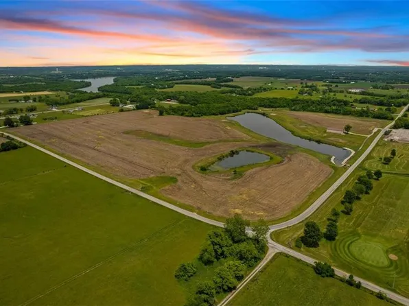 109 E State Route P, Pleasant Hill, MO 64080