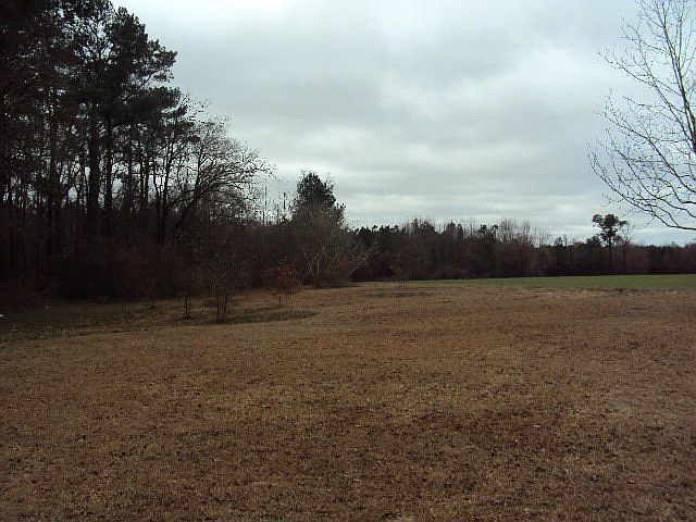 2nd image of 160 Sheep Pasture Rd