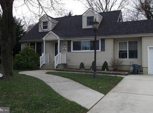 13 Kendall Rd, Hamilton, NJ 08690