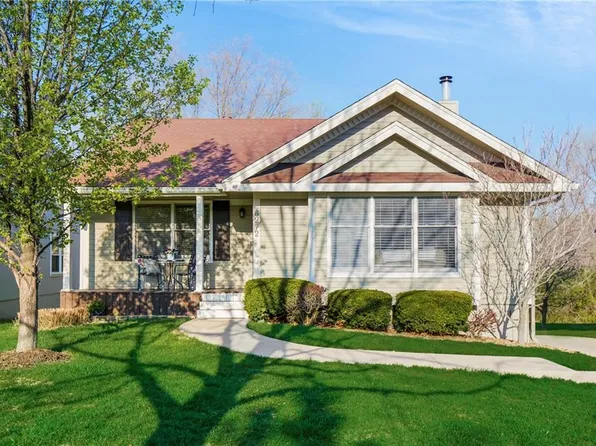 6272 N Holly St, Kansas City, MO 64118