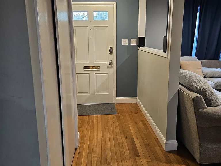 7421 Grace St — Photo 3