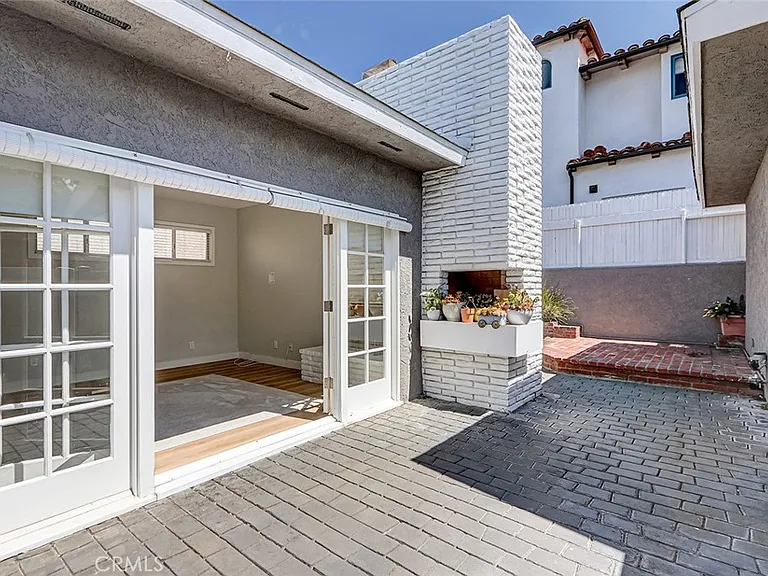 644 14th St — Photo 31