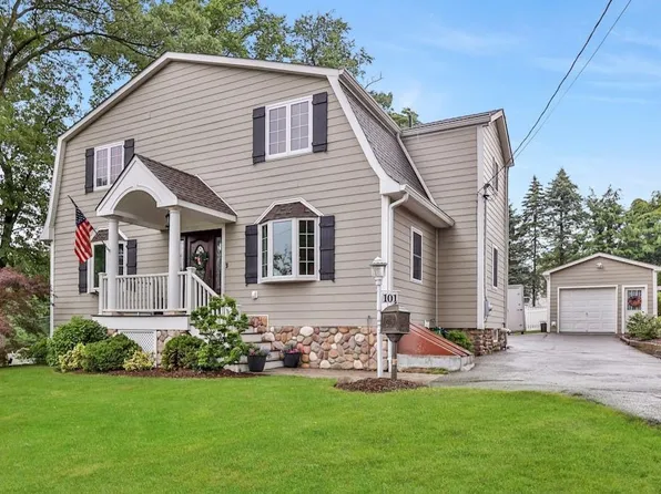 101 Cedar Avenue, Pearl River, NY 10965