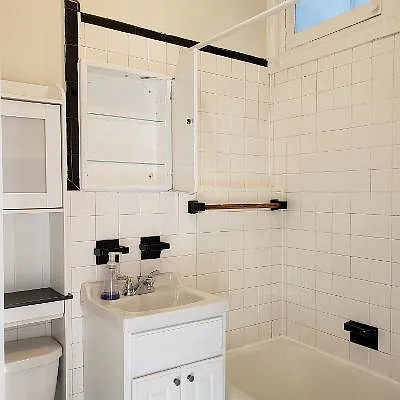 Rented by Brooklyn Real Inc | media 8