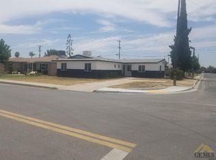 545 6th St, Mc Farland, CA 93250