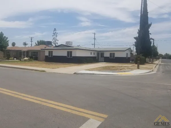 545 6th St, Mc Farland, CA 93250