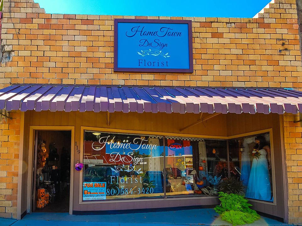 1st image of 119 N Broadway St