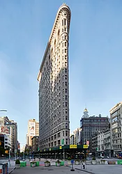 Rented by R New York