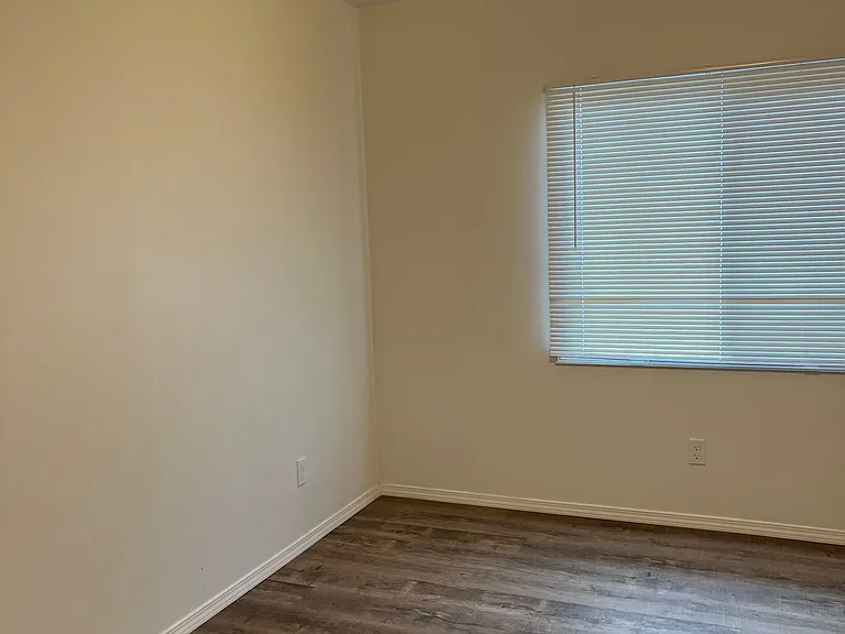 2207 River Blvd #D — Photo 2
