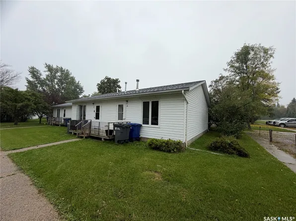 301 2nd Street #1-10, Kennedy, SK S0G 2R0