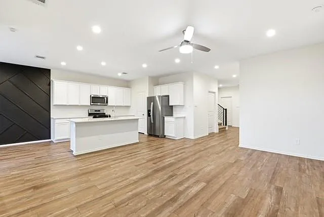 17942 Sommerset Falls Ln — Photo 4