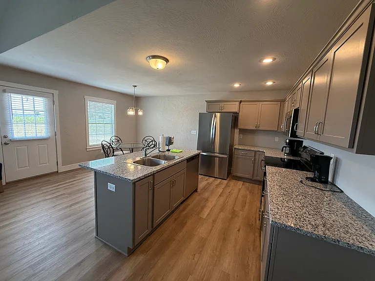 3860 W Riley St — Photo 4