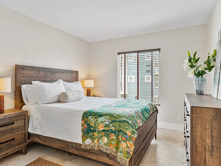 Cabrillo Bay Ln — Photo 14