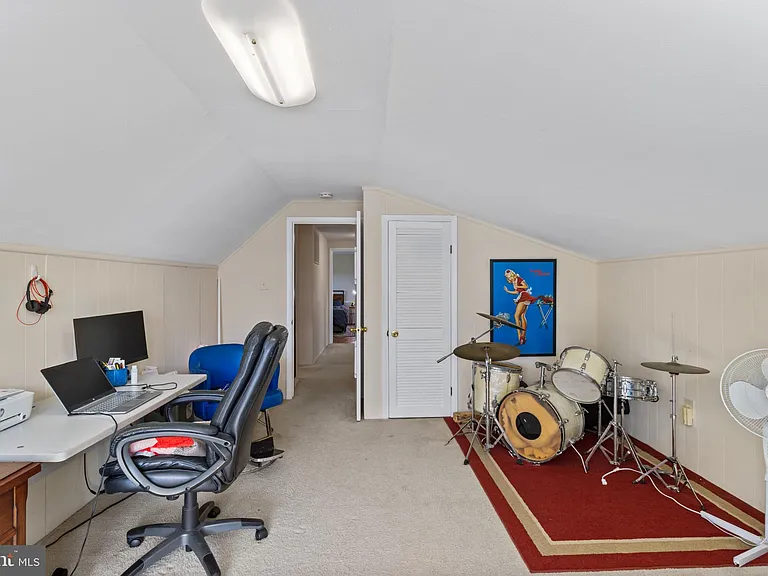 1435 Crofton Pkwy — Photo 34