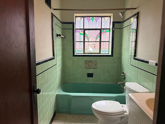 4th image of 4947-4949 Potomac St #2E