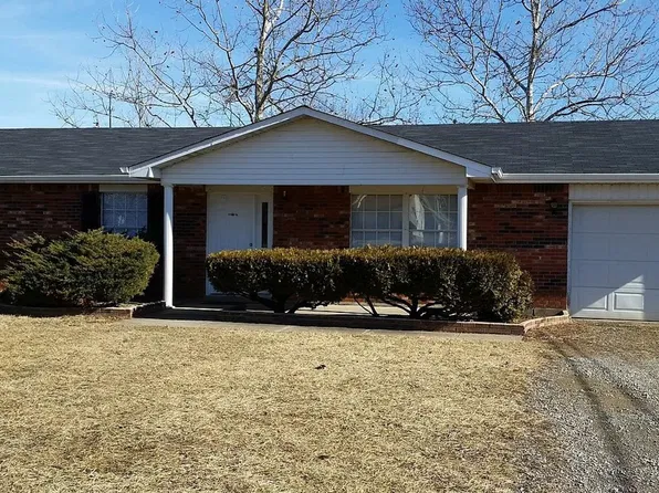 104 Lake Dr, Vine Grove, KY 40175