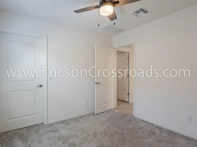 10611 Halsey Dr — Photo 26