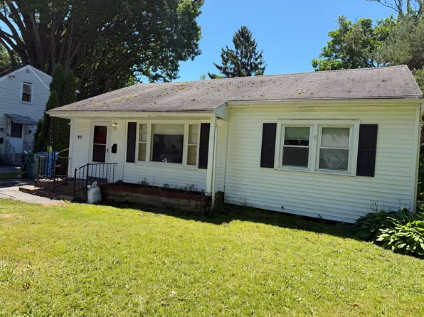 95 Britton Rd, Rochester, NY 14612