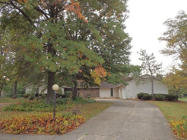 1st image of 9820 Brookstone Way