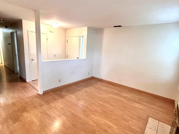 170 Pierpoint Cir, Folsom, CA 95630