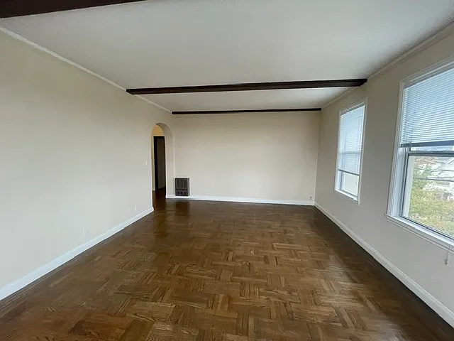 1 bed, 950 sqft, $3,100 — Photo 4