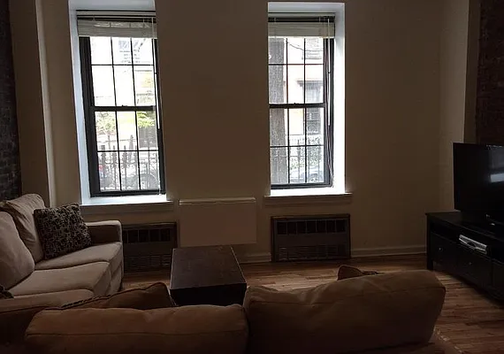 Rented by Buchbinder & Warren | media 34