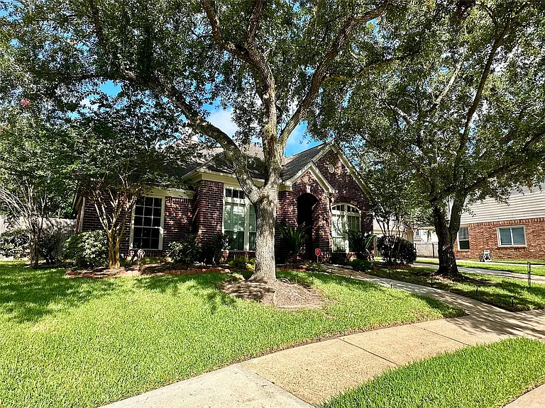 1318 Cedar Terrace Ct — Photo 33