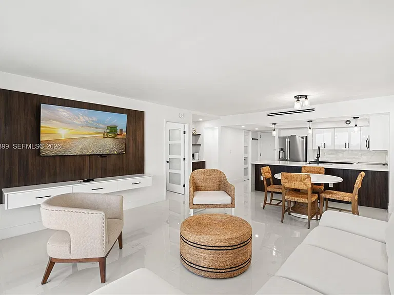 5701 Collins Ave #503 — Photo 6