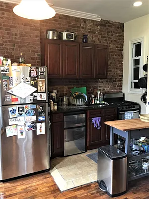 Rented by Nooklyn NYC LLC | media 18