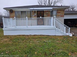 43810 Willow Rd, Belleville, MI 48111