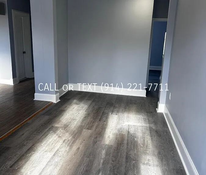 114 S 6th Ave — Photo 7