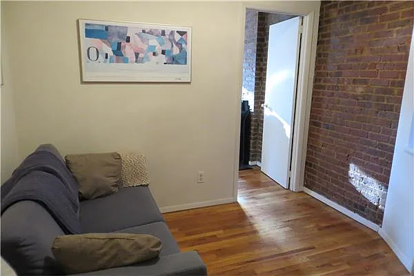 Rented by Maz Group NY | media 25