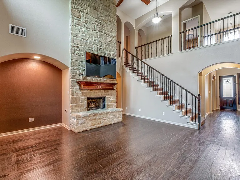 359 Whispering Wind Way — Photo 7