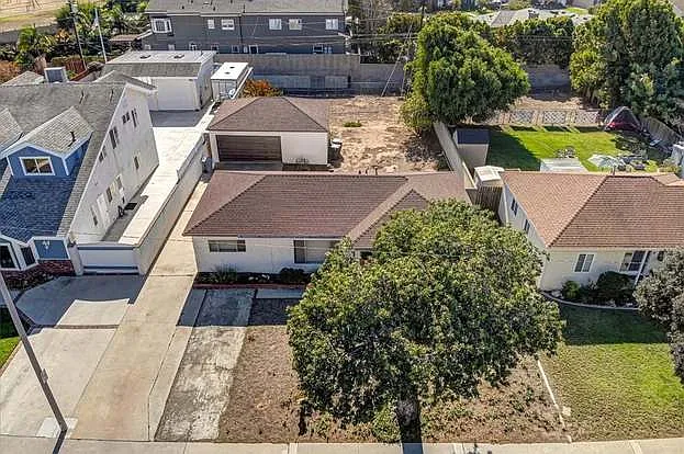 4604 Mindora Dr — Photo 13