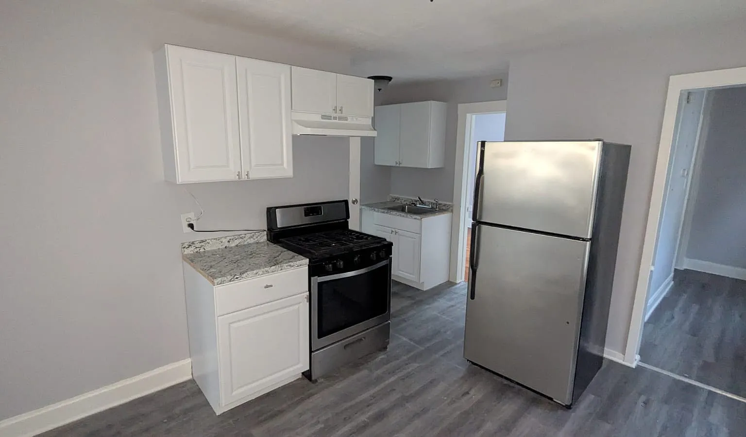 4 bed, 1300 sqft, $1,849 — Photo 1