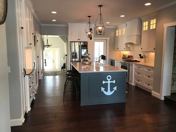 3430 Kings Point Rd, Excelsior, MN 55331