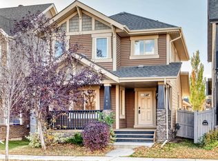 283 Griesbach Rd NW, Edmonton, AB T5E 6S2