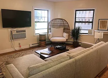 Rented by Gazal International Brokerage Group