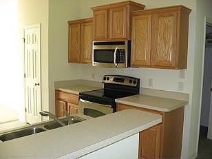 2nd image of 15 Hackberry Dr