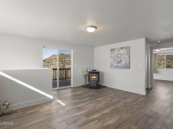 5th image of 2780 Cactus View Dr