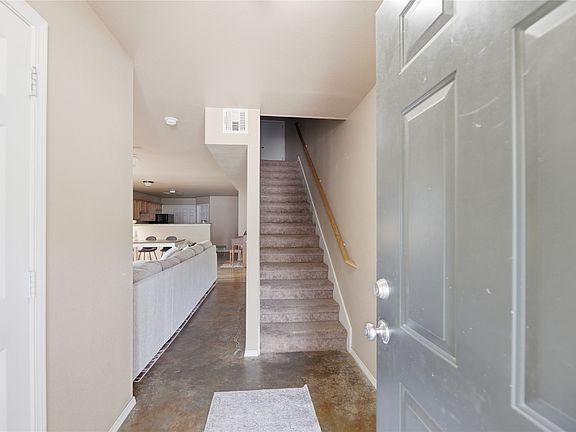 2nd image of 1409 W Haskell St