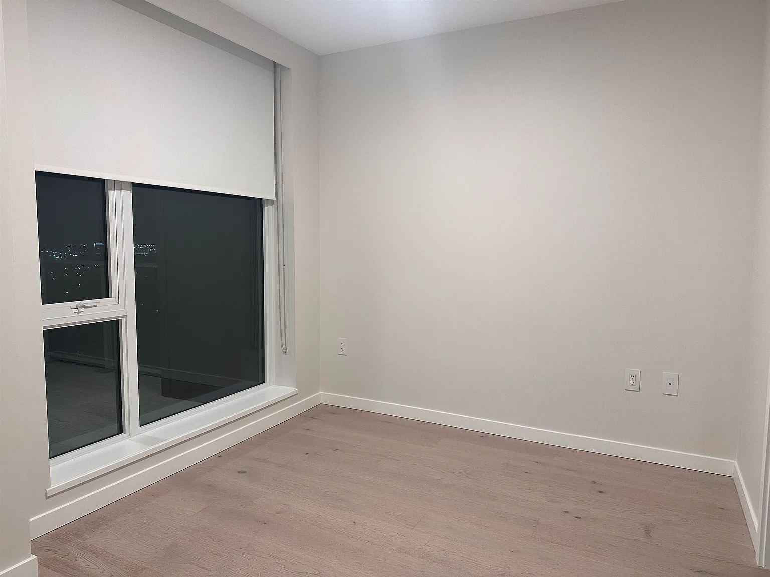 2 bed, 850 sqft, $3,500 — Photo 3