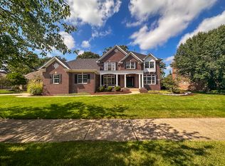 12034 Holly Ct, Lemont, IL 60439