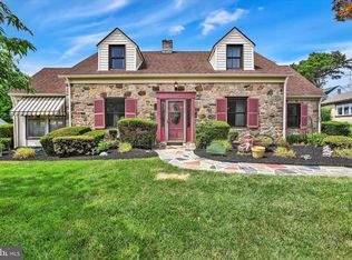 526 Argyle Rd, Drexel Hill, PA 19026