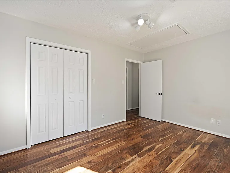9809 Condor Dr — Photo 19