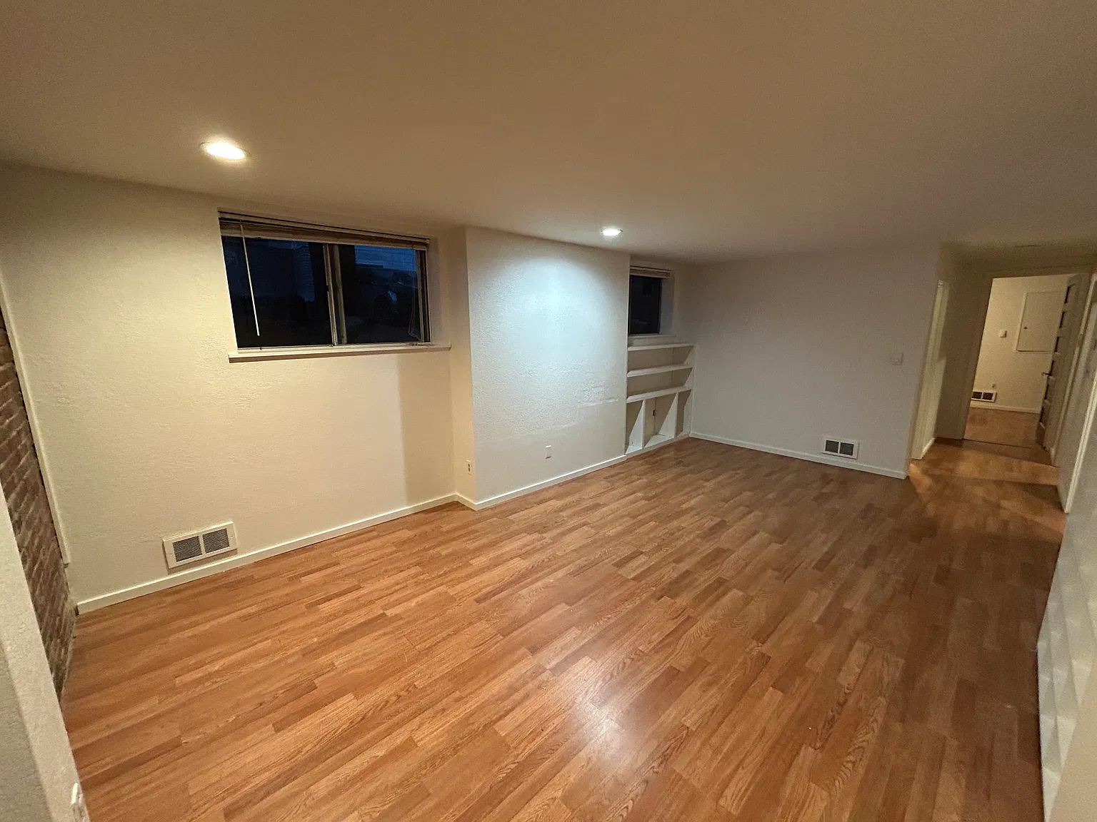 2 bed, 1030 sqft, $2,325 — Photo 3