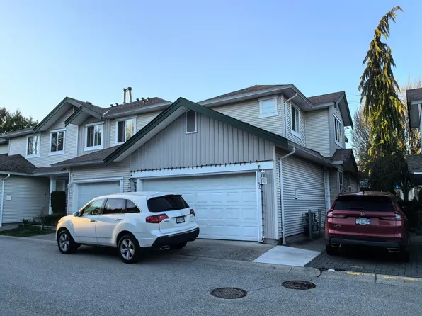6747 137th St #34, Surrey, BC V3W 9C4