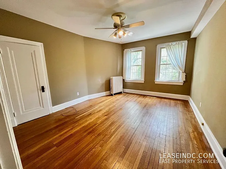 5402 Connecticut Ave NW #401 — Photo 12