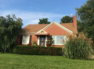 385 Manhattan Dr, Lexington, KY 40505