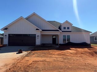 203 Sugar Creek Trl, Perry, GA 31069
